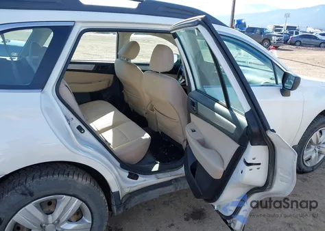 2015 Subaru Outback 2.5I z USA, uszkodzony, nr VIN 4S4BSBAC8F3234297